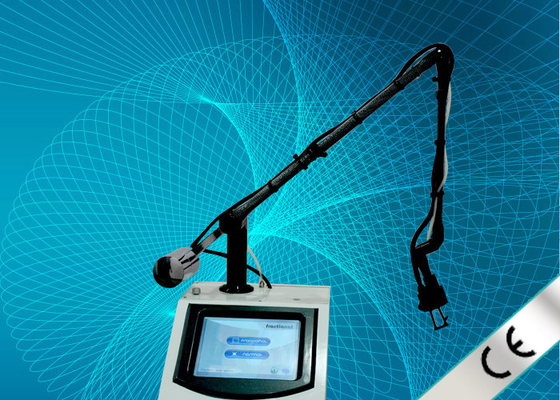 Karbon Dioksida Co2 pecahan Laser Mesin / Peralatan Untuk Bedah Scar Removal